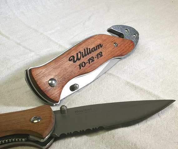 knife engraving